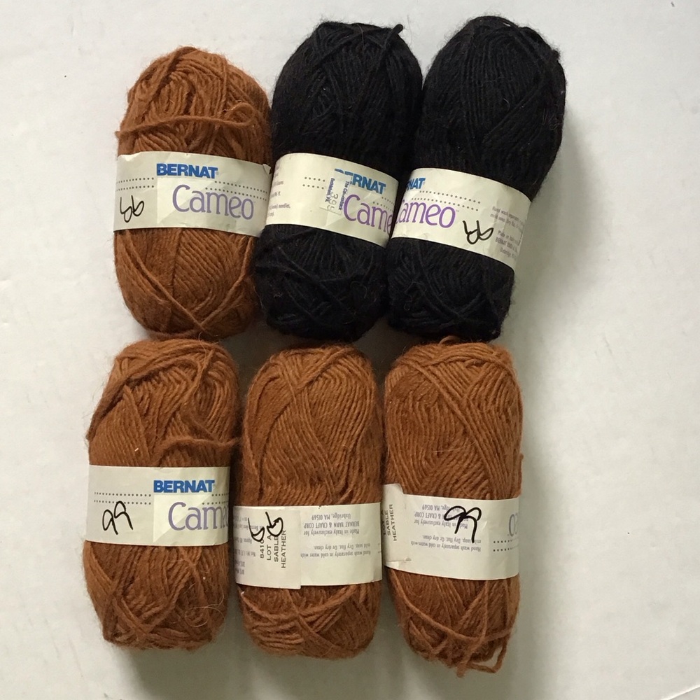 Bernat Cameo Yarn Bundle in Black and Brown